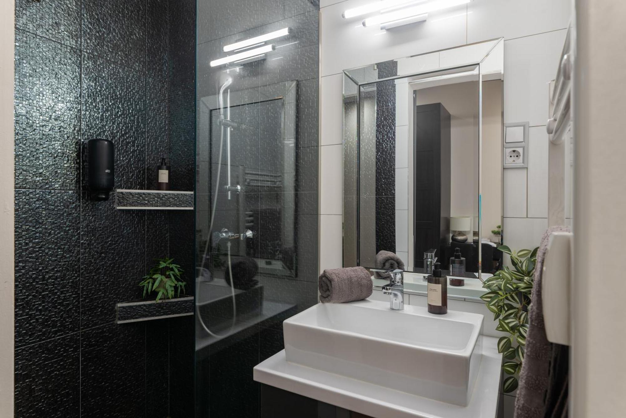 Apartmán Chic 1br Retreat Near New York Cafe With View Budapešť